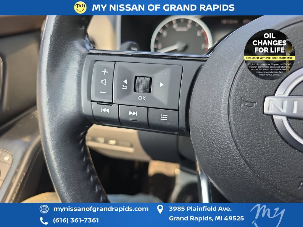Used 2023 Nissan Rogue SV w/ SV Premium B Package AWD/4WD image 15