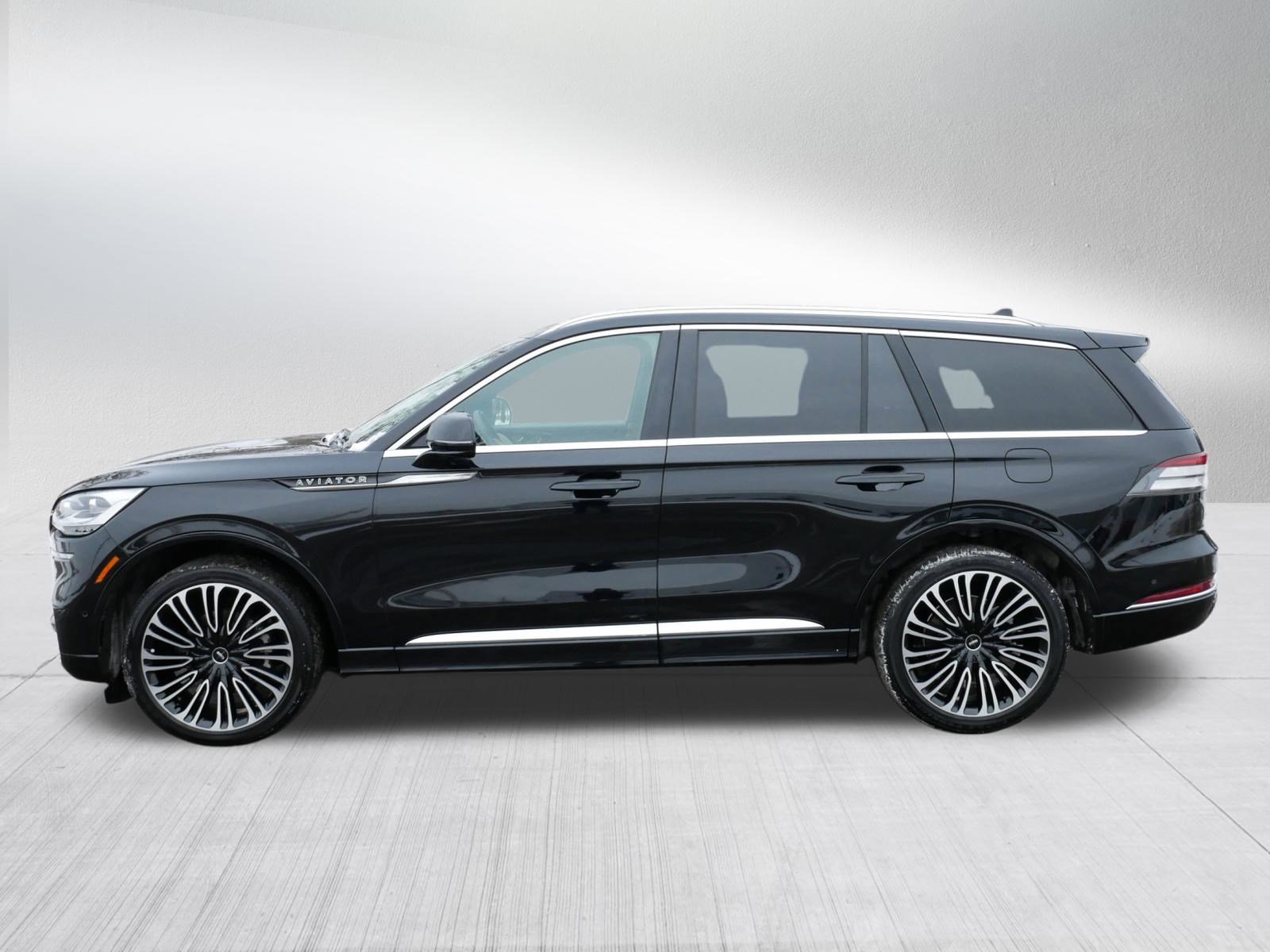 Used 2023 Lincoln Aviator Black Label w/ Dynamic Handling Package AWD/4WD image 4