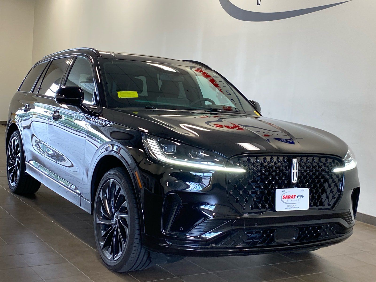 New 2026 Lincoln Aviator Reserve AWD/4WD image 2