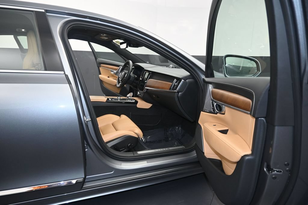 Used 2020 Volvo S90 T8 Inscription AWD/4WD image 12