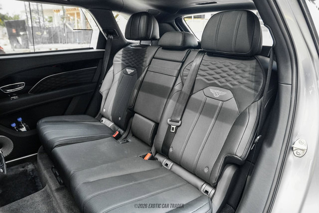 Used 2024 Bentley Bentayga Extended Wheelbase AWD/4WD image 59