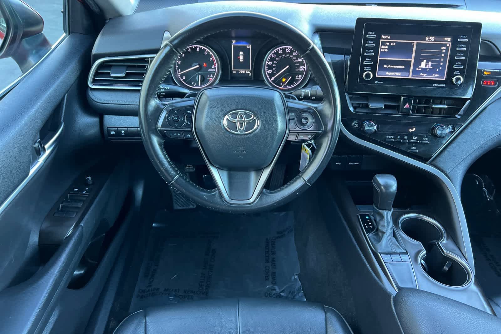 Used 2022 Toyota Camry SE FWD image 14