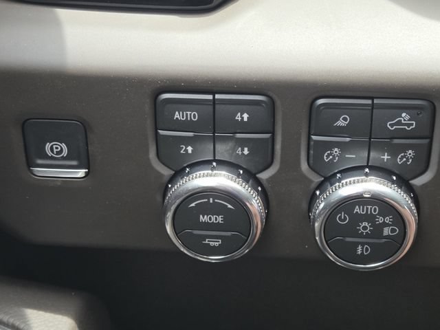 New 2026 GMC Sierra 1500 Denali w/ Technology Package AWD/4WD image 15