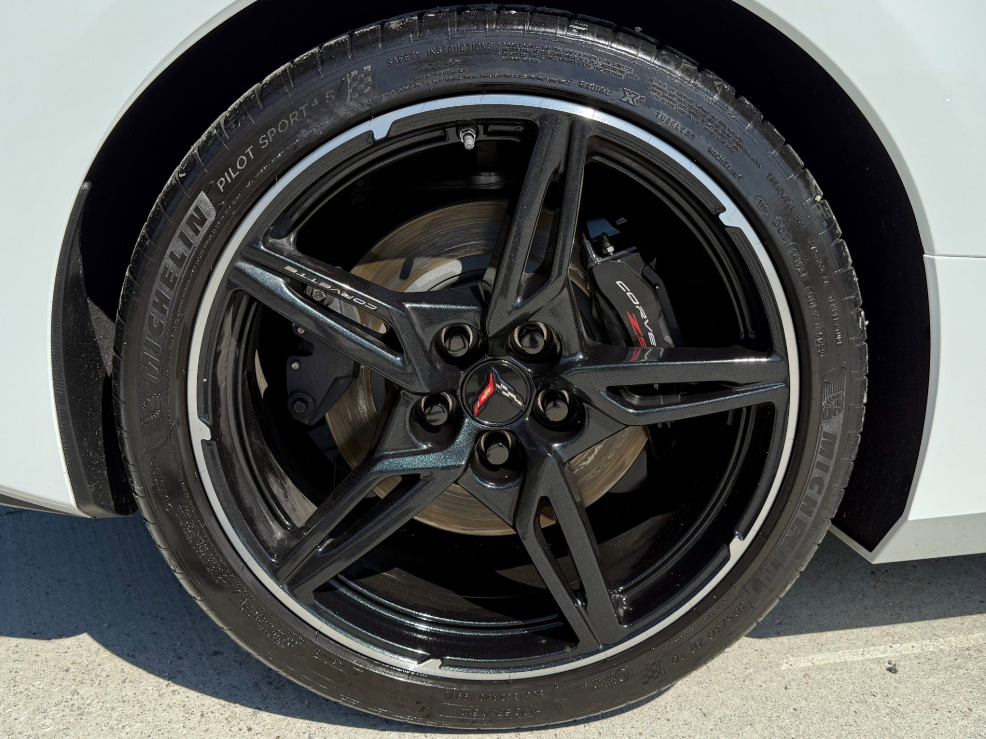 Used 2023 Chevrolet Corvette Stingray Premium Conv w/ Z51 Performance Package RWD image 56