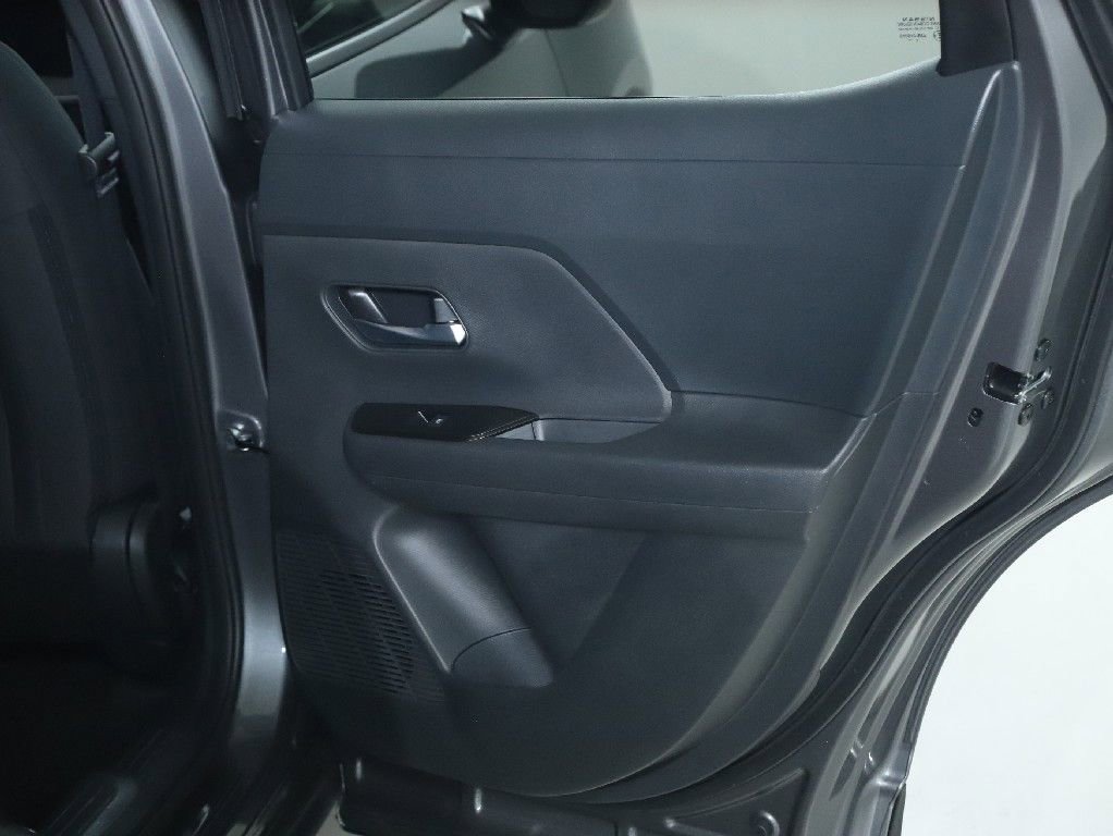 Certified 2026 Nissan Kicks SV w/ SV Premium Package image 35