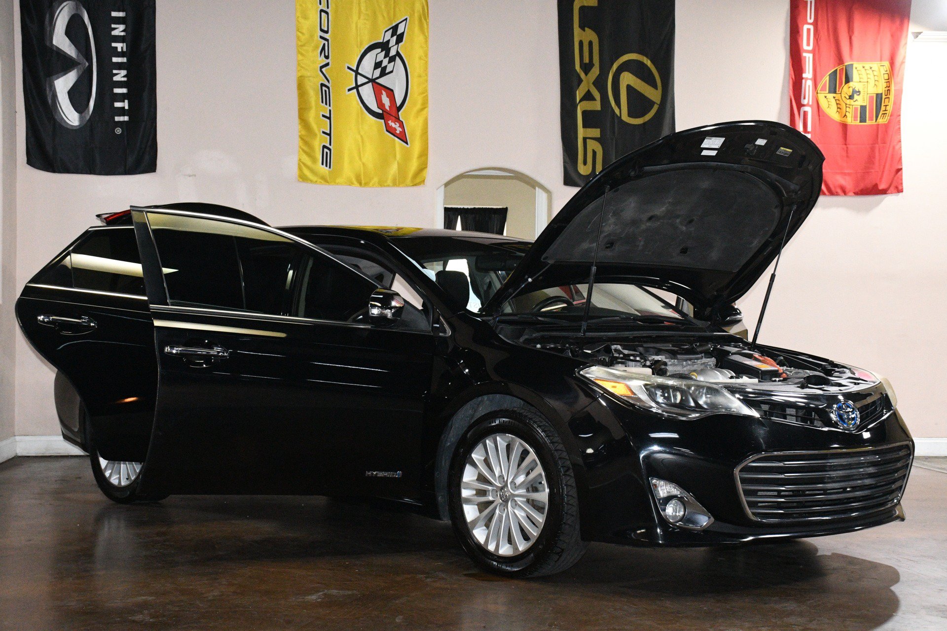Used 2015 Toyota Avalon XLE Touring FWD image 89