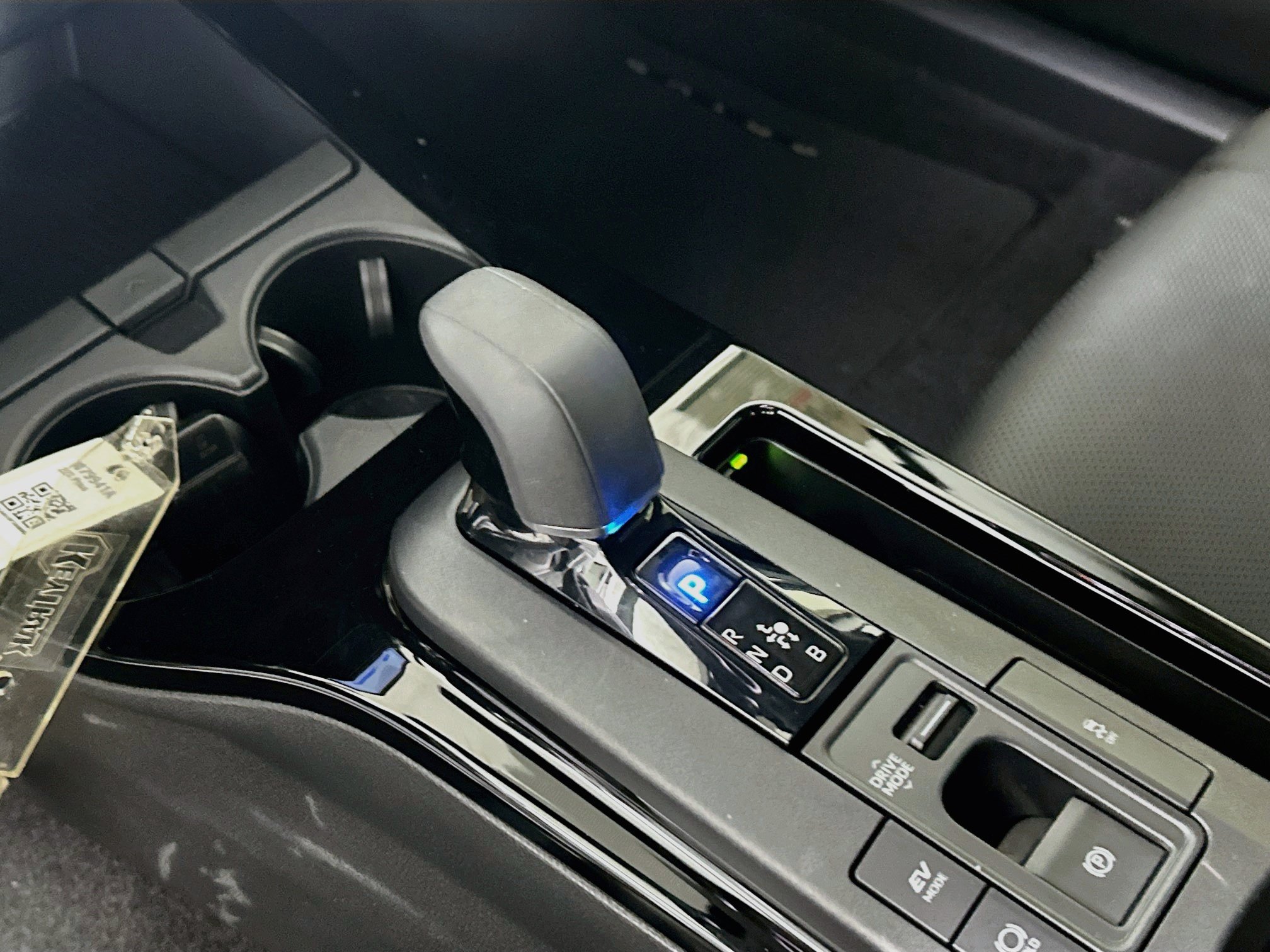 Certified 2023 Toyota Prius XLE FWD image 21