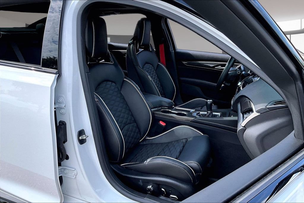 Certified 2024 Cadillac CT5 V Blackwing w/ Parking Package RWD image 7