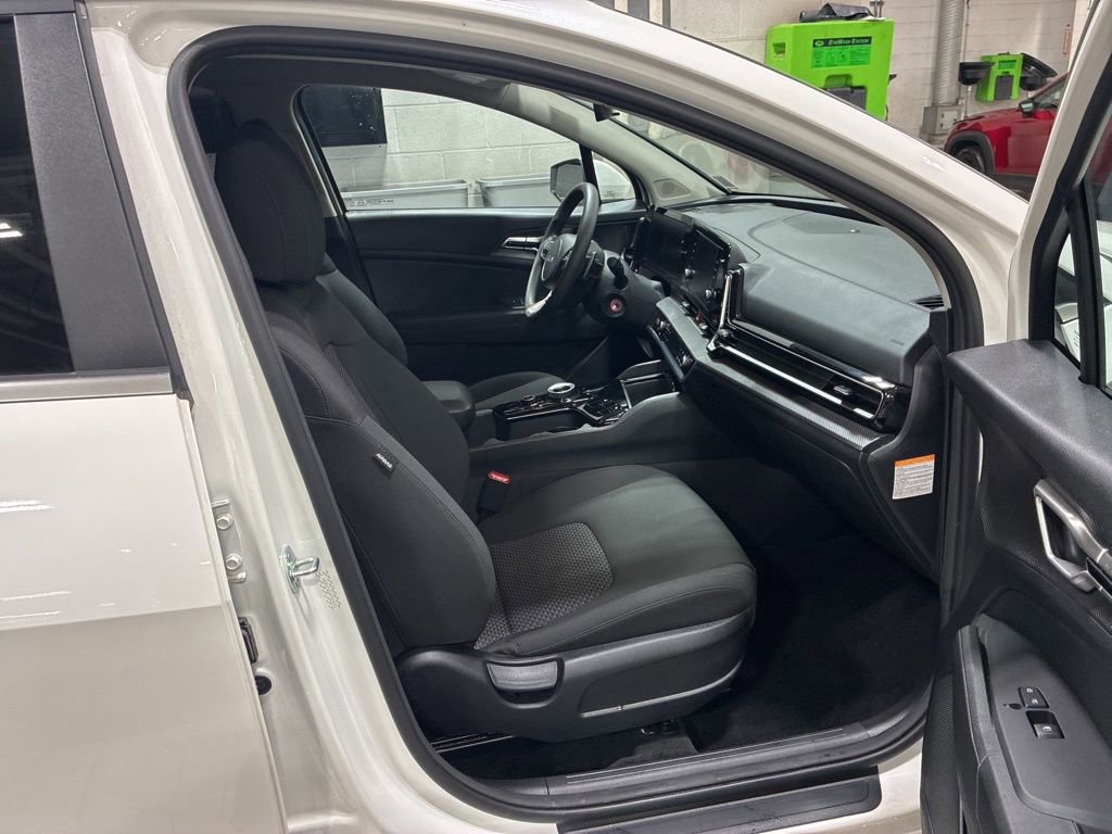 Certified 2023 Kia Sportage LX image 20