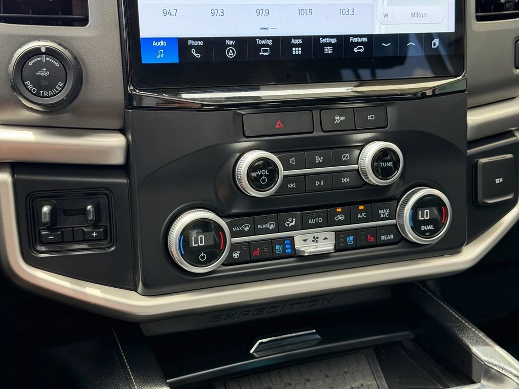 Used 2022 Ford Expedition XLT AWD/4WD image 14