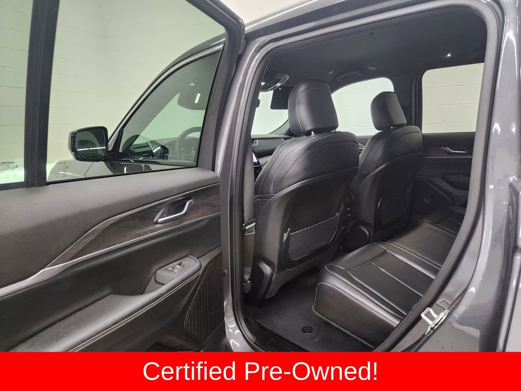 Certified 2025 Jeep Grand Cherokee Limited AWD/4WD image 24