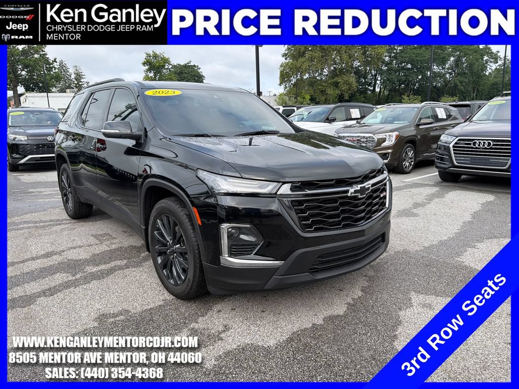 Used 2023 Chevrolet Traverse RS