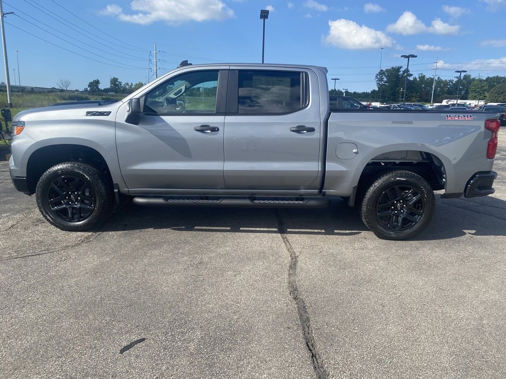 New 2026 Chevrolet Silverado 1500 Custom Trail Boss w/ Turbomax Blackout Package image 4