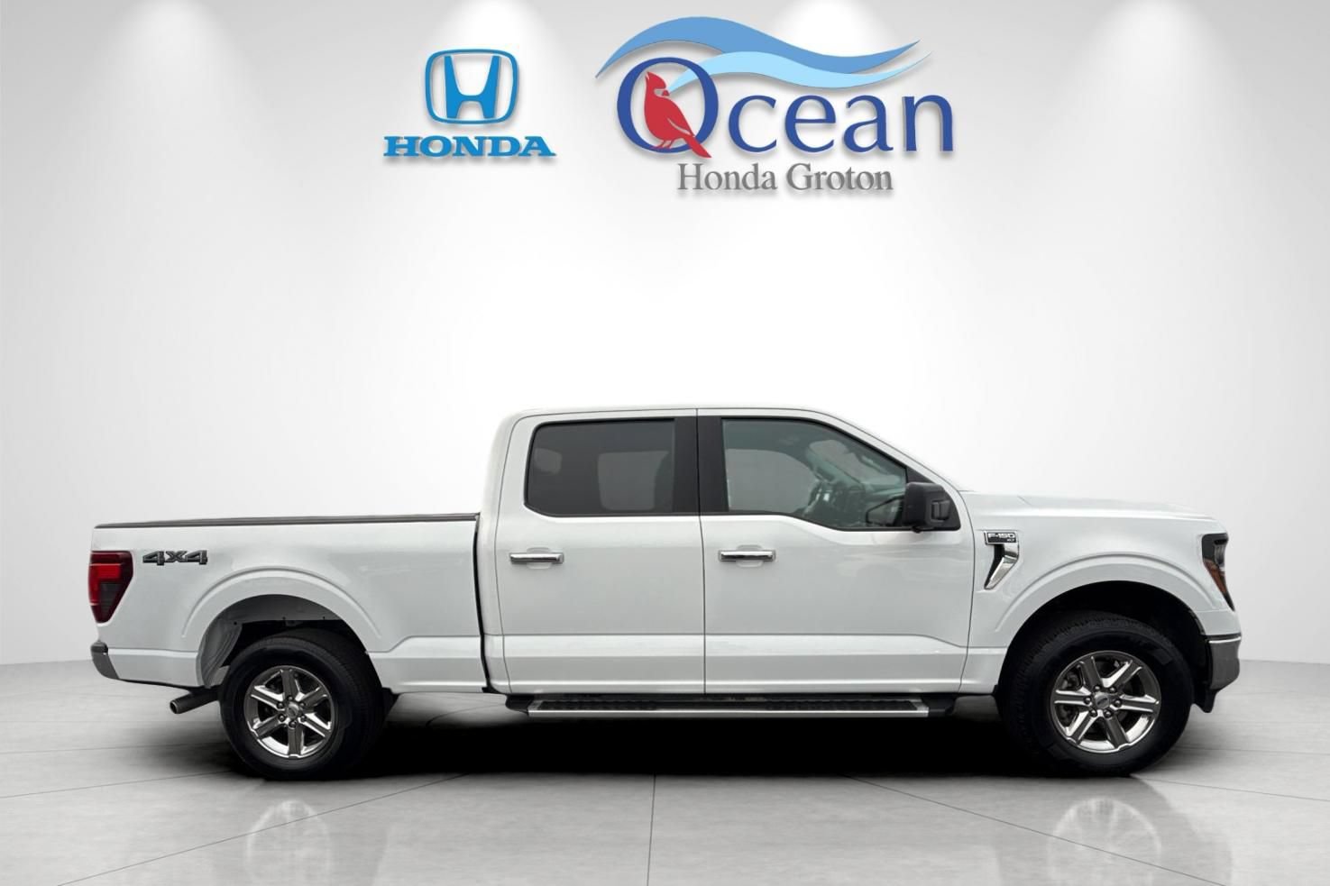 Used 2024 Ford F150 XLT w/ Tow/Haul Package AWD/4WD image 2