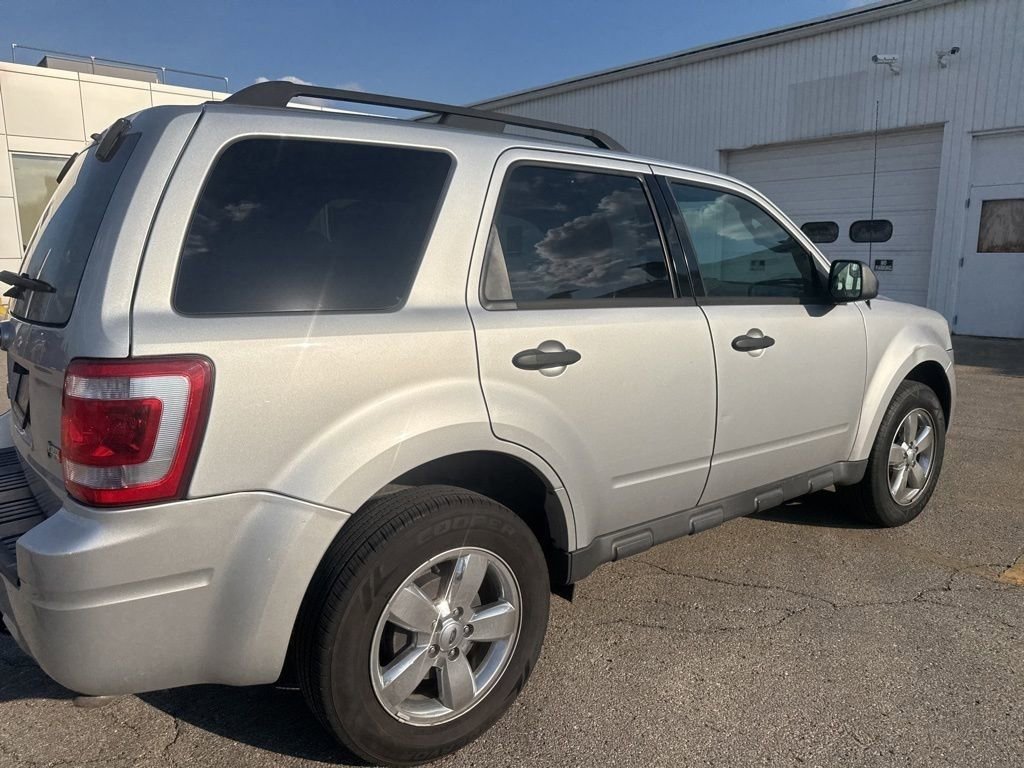 Used 2012 Ford Escape XLT FWD image 3