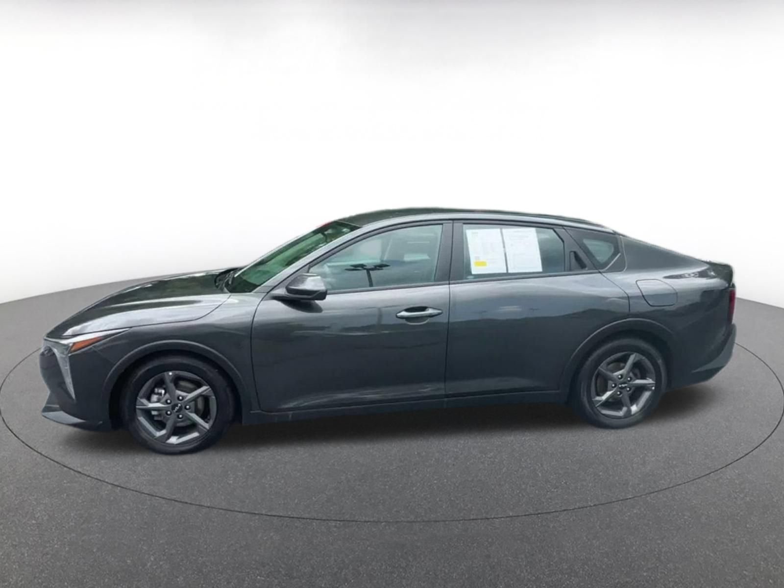 Used 2025 Kia K4 FWD image 9