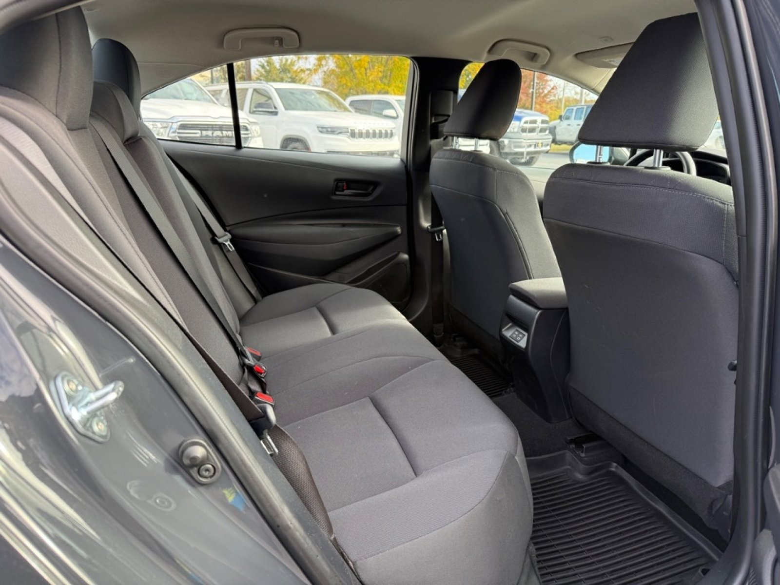 Used 2024 Toyota Corolla LE image 15