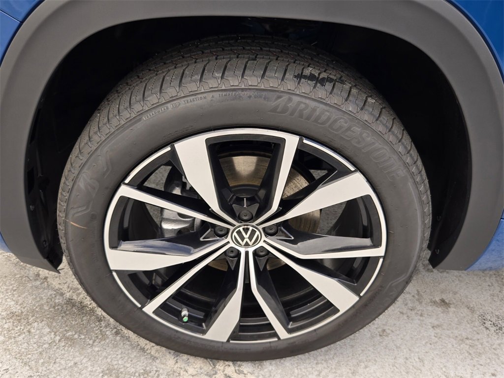 New 2026 Volkswagen Atlas SEL Premium R-Line image 5