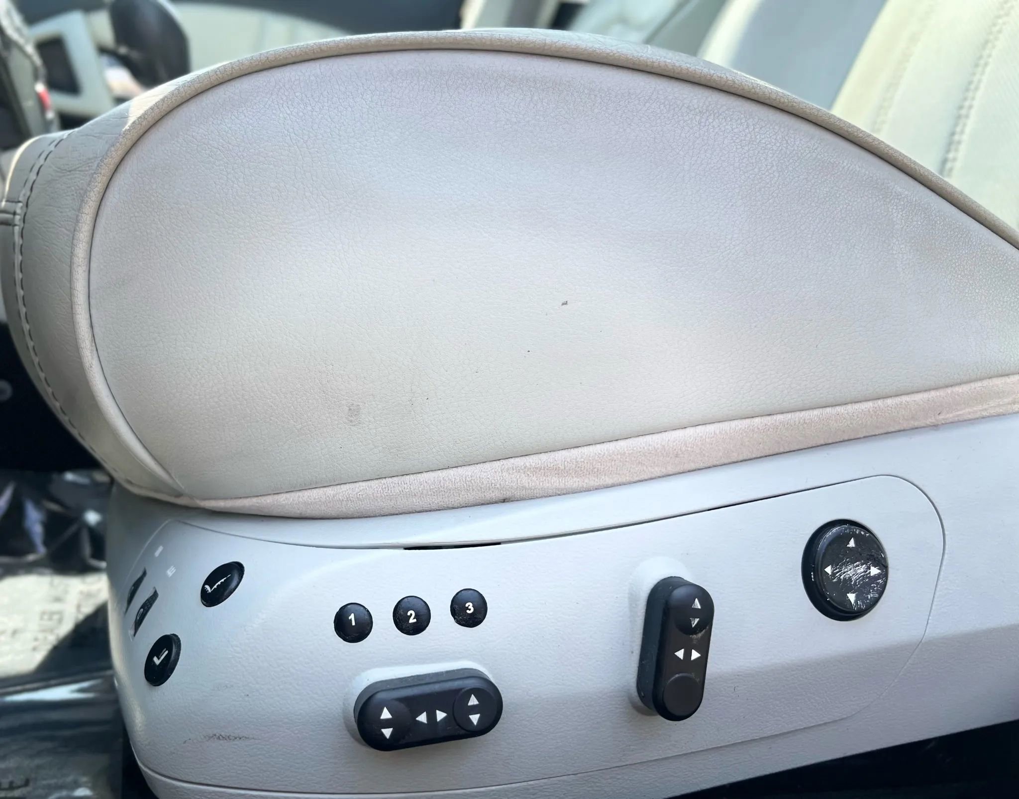 Used 2009 Maserati Quattroporte image 24