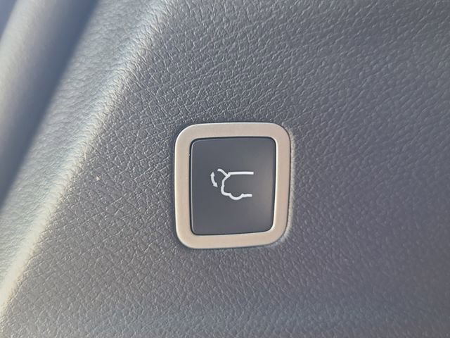 New 2026 Chrysler Pacifica Pinnacle image 26