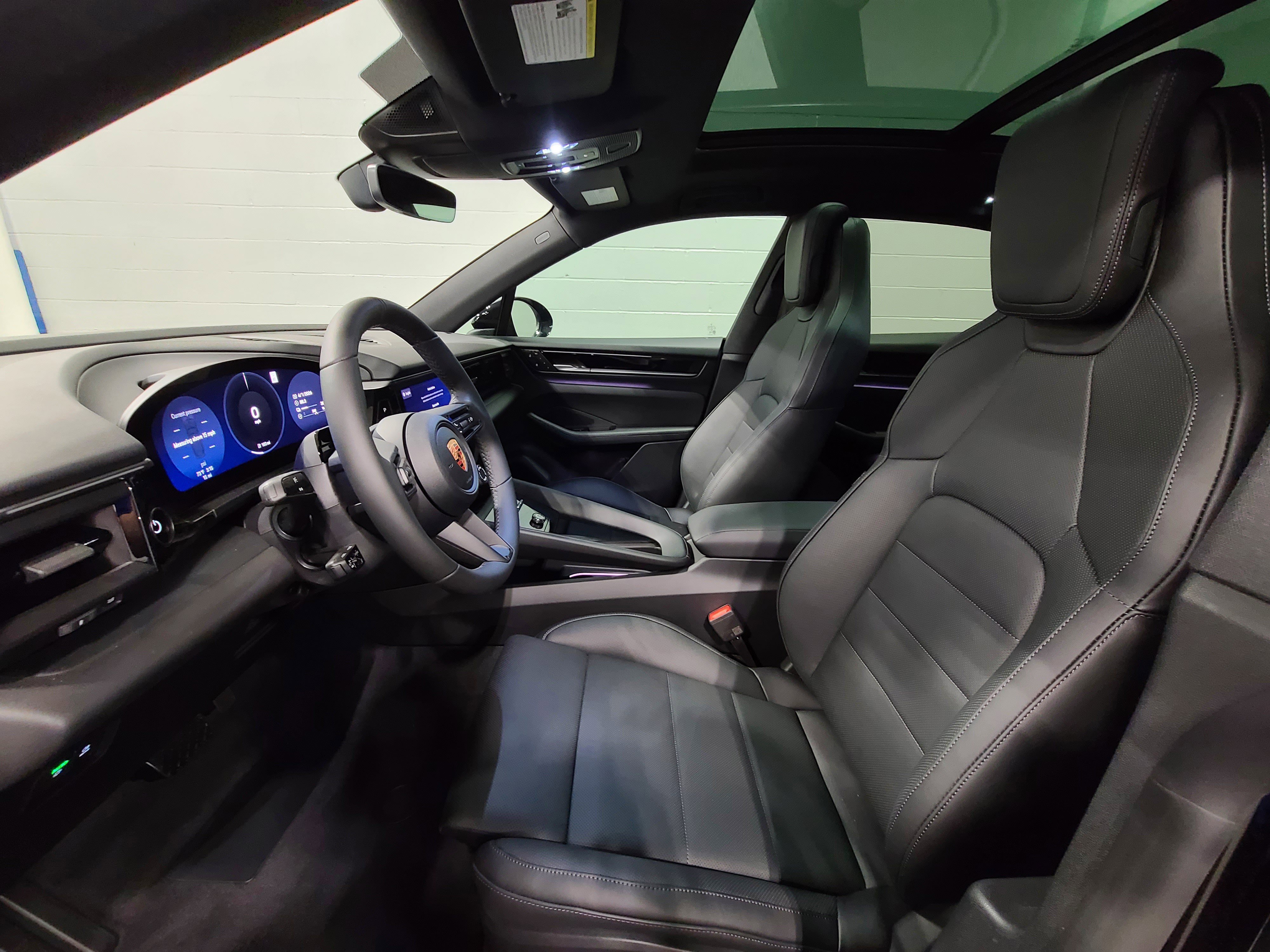 New 2026 Porsche Macan Electric RWD image 15
