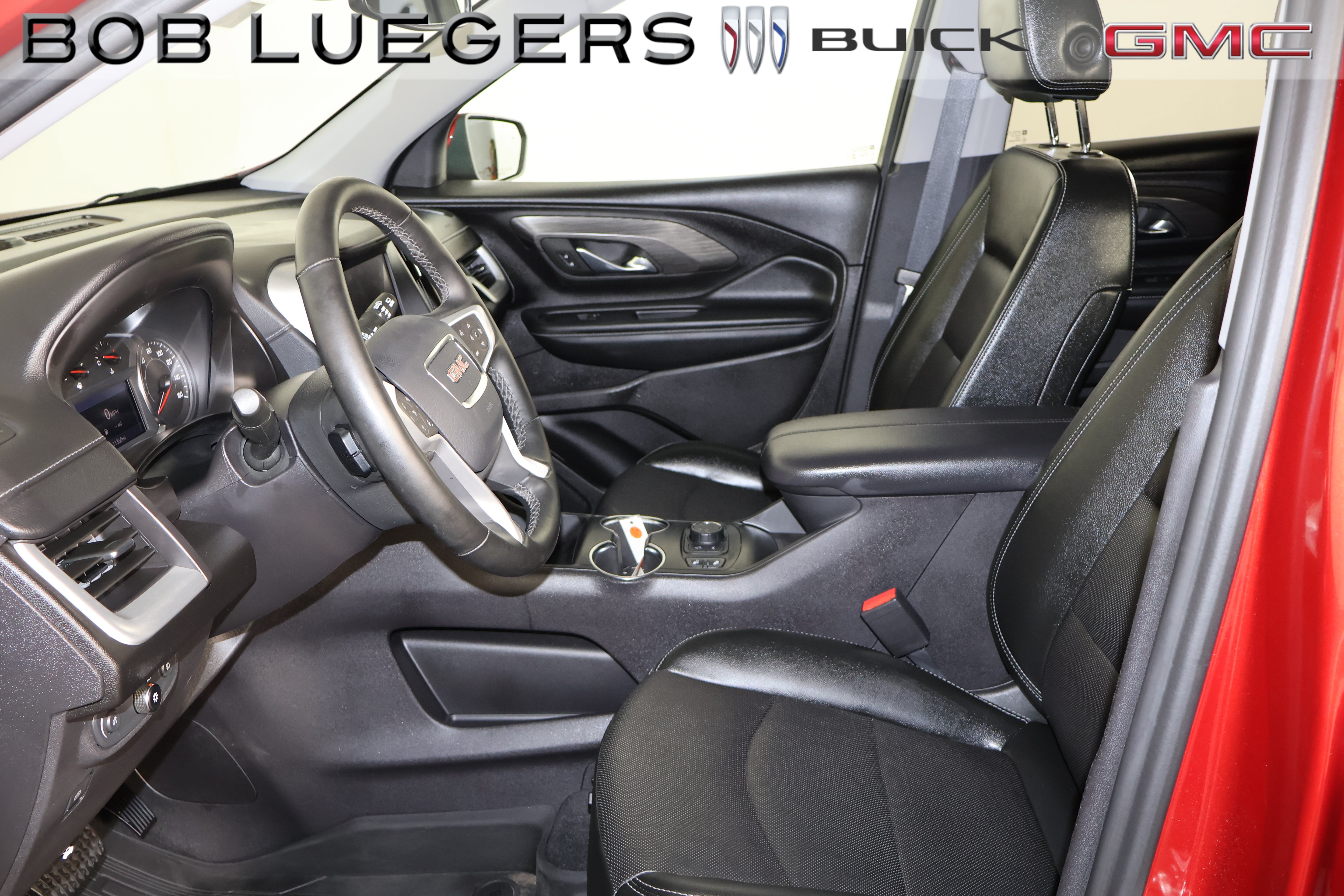 Certified 2024 GMC Terrain SLT w/ LPO, Floor Liner Package AWD/4WD image 8