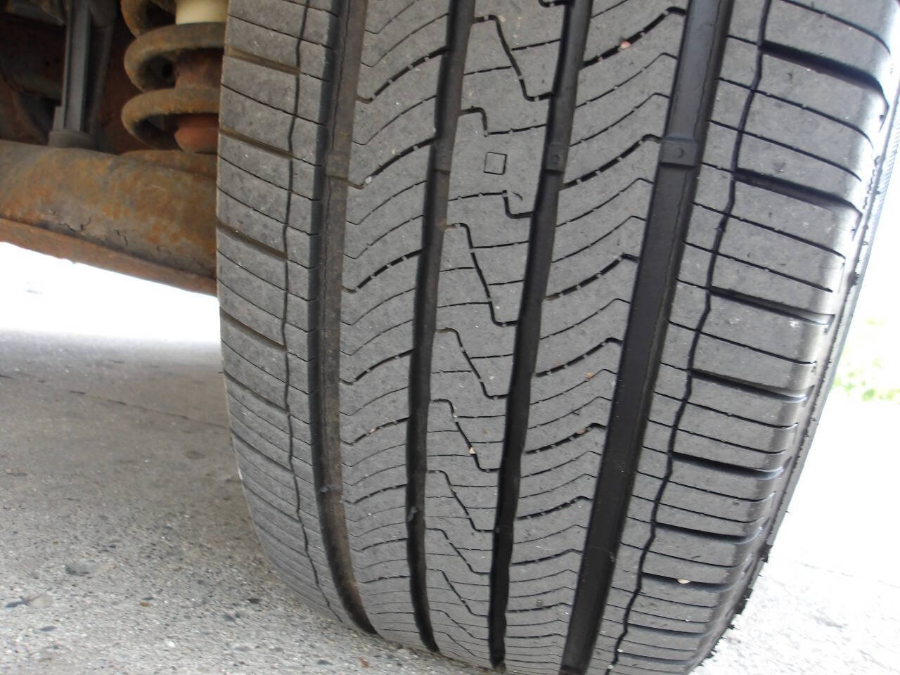 Used 2014 Chevrolet Captiva Sport LS FWD image 32