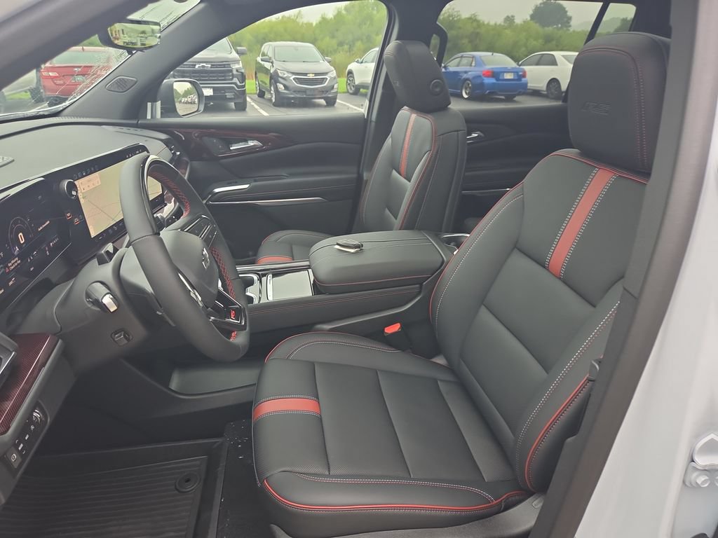 New 2027 Chevrolet Traverse RS w/ LPO, Floor Liner Package AWD/4WD image 25