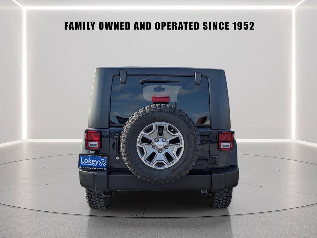Used 2016 Jeep Wrangler Unlimited Rubicon w/ Connectivity Group AWD/4WD image 5