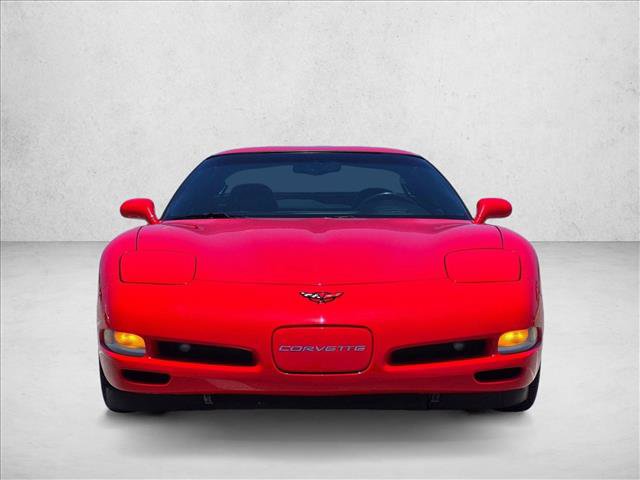 Used 2004 Chevrolet Corvette Coupe w/ Preferred Equipment Group RWD video 2