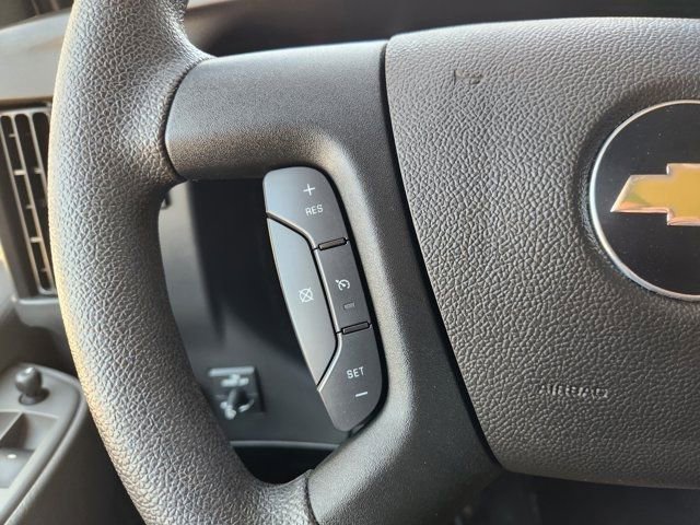 Used 2025 Chevrolet Express 3500 LS image 30