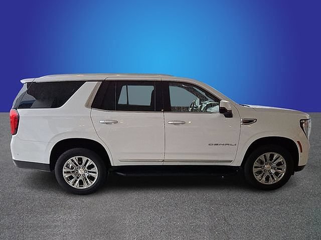 Used 2025 GMC Yukon Denali AWD/4WD image 4