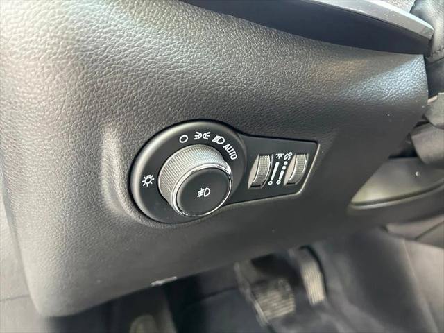 Certified 2023 Jeep Compass Latitude AWD/4WD image 19