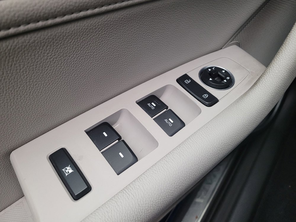 Used 2017 Hyundai Sonata Limited image 27