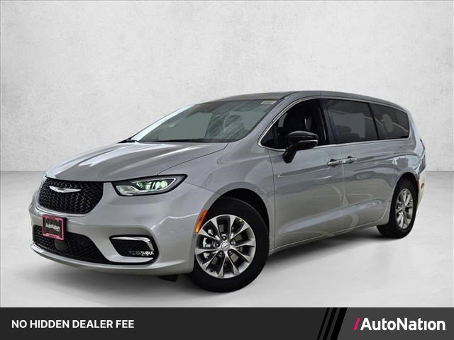 New 2026 Chrysler Pacifica Limited FWD image 1