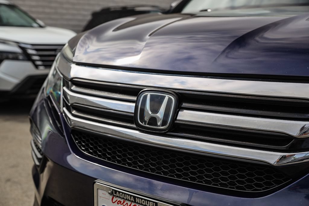 Used 2018 Honda Pilot Touring image 11