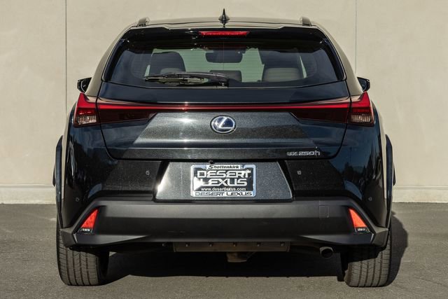 Used 2021 Lexus UX 250h w/ Premium Package image 4