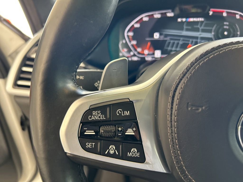 Used 2022 BMW X7 M50i image 61