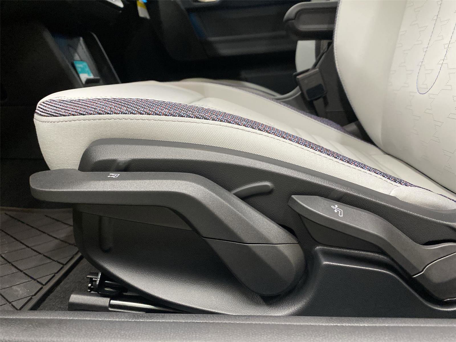 New 2026 MINI Cooper S image 18