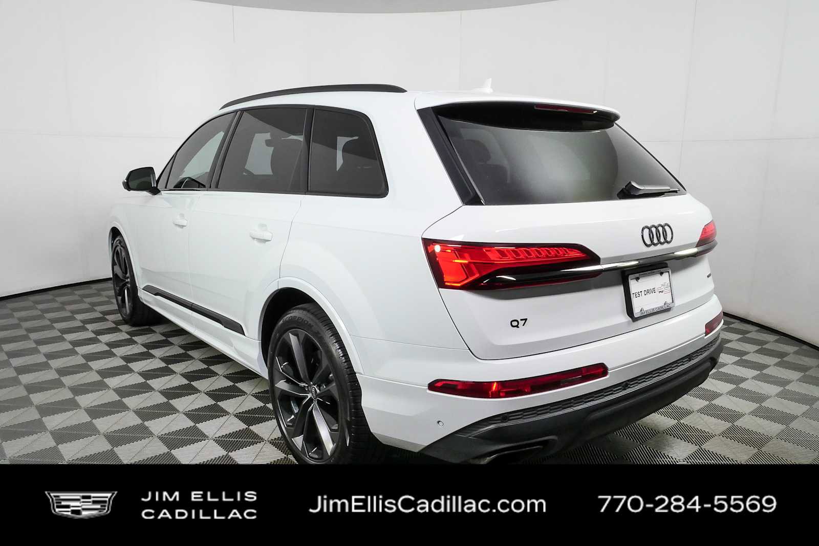 Used 2025 Audi Q7 3.0T Prestige AWD/4WD image 30