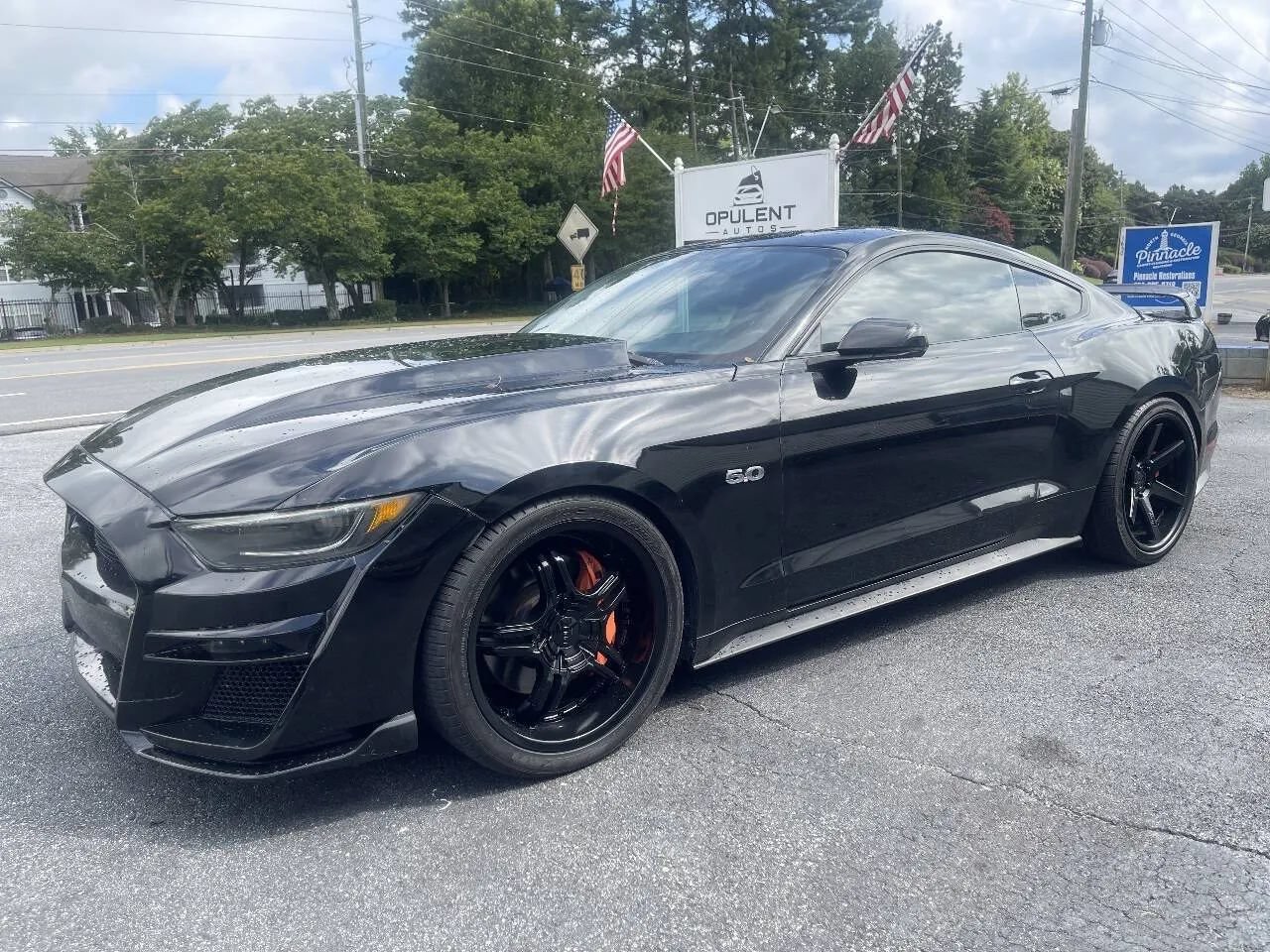 Used 2015 Ford Mustang GT Premium w/ Equipment Group 401A RWD image 4