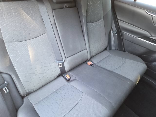 Used 2020 Toyota RAV4 XLE w/ Convenience Package AWD/4WD image 32