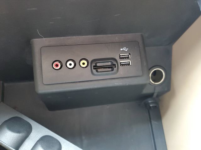 Used 2013 Ford F150 Lariat w/ Mid Equipment Group image 29