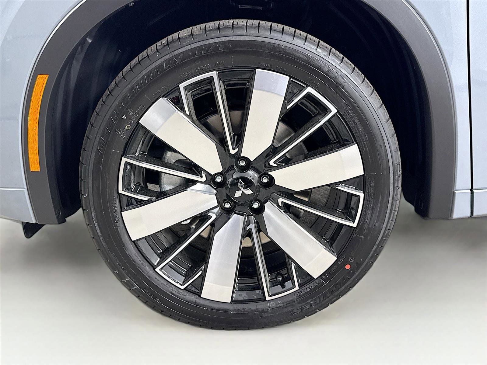 New 2026 Mitsubishi Outlander SEL image 32