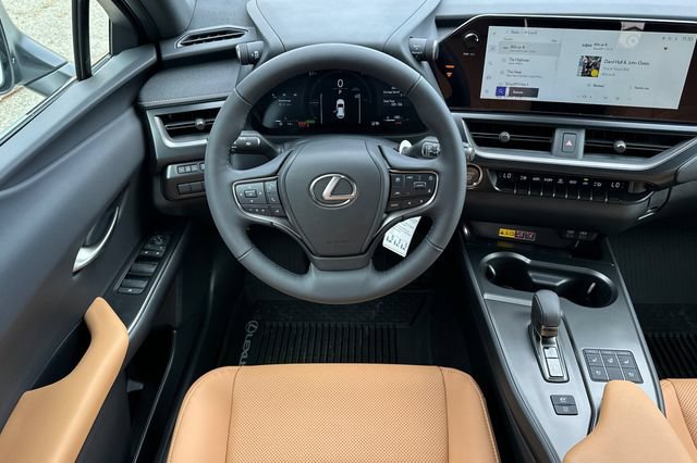 New 2026 Lexus UX 300h AWD image 12