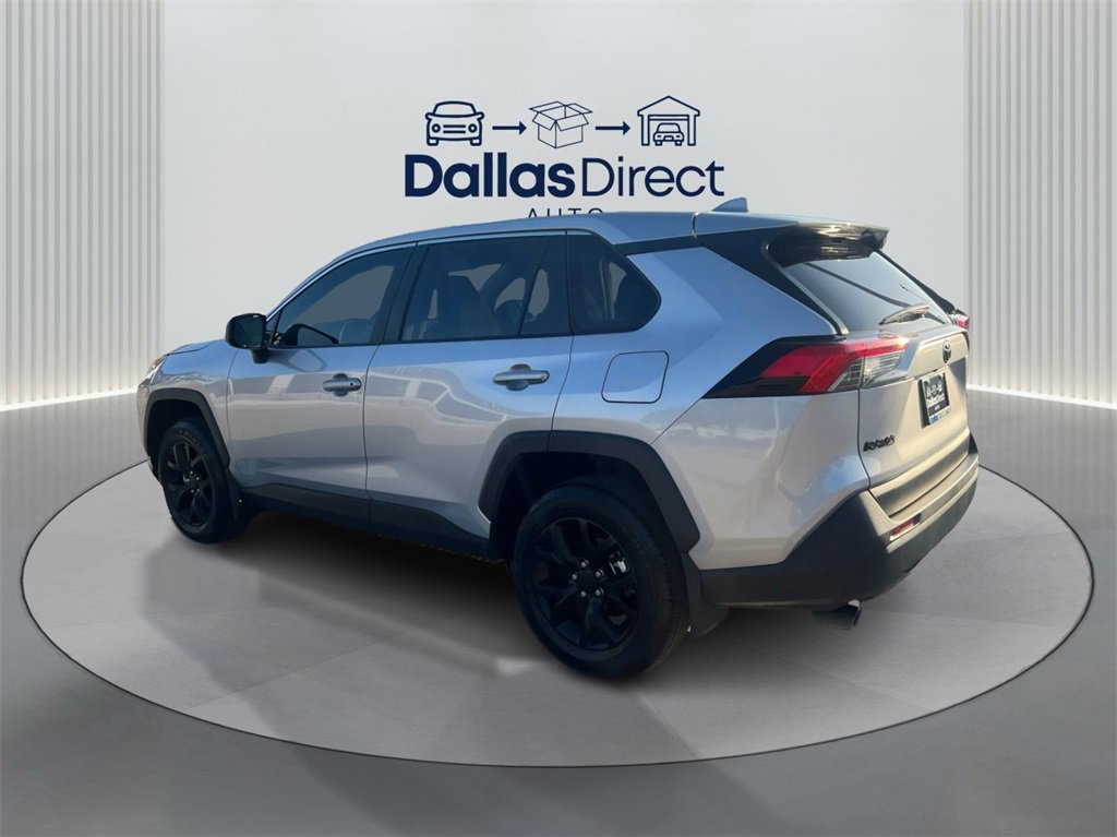 Used 2024 Toyota RAV4 LE image 7