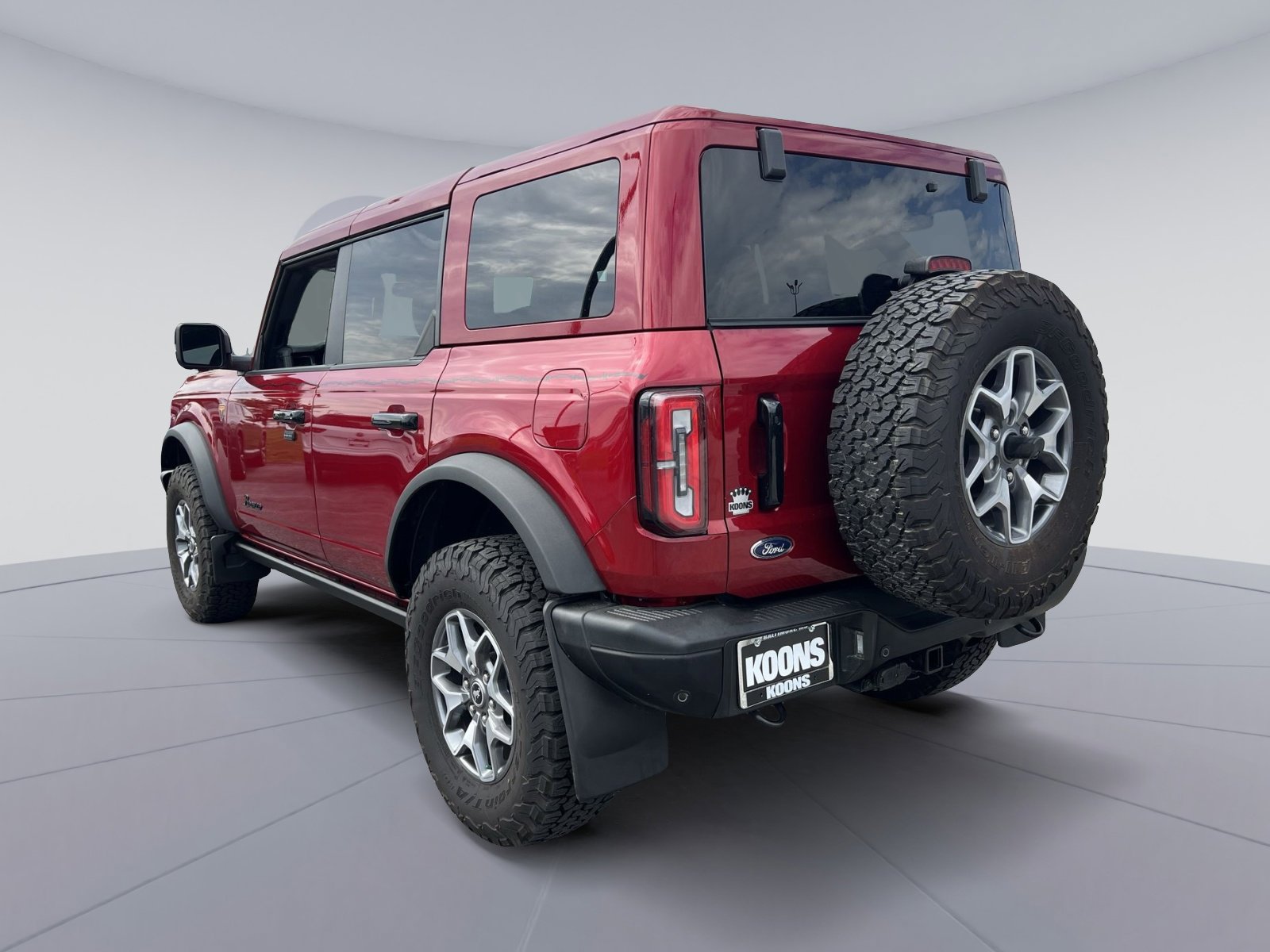 Certified 2025 Ford Bronco Badlands image 4