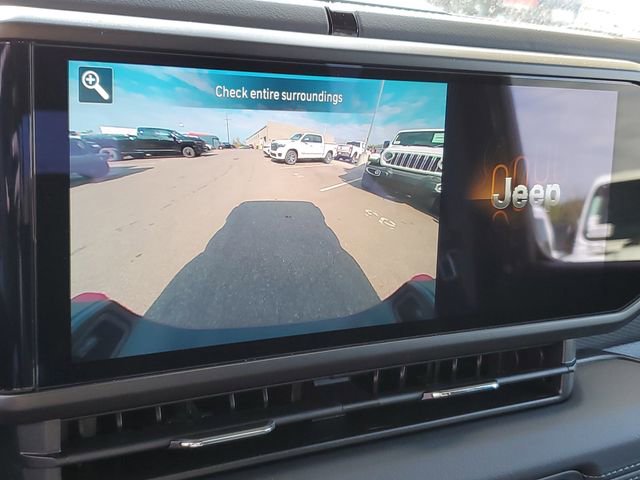 New 2025 Jeep Gladiator Rubicon w/ Convenience Group image 11