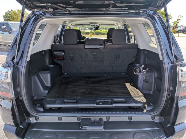 Used 2022 Toyota 4Runner Trail Special Edition AWD/4WD image 32
