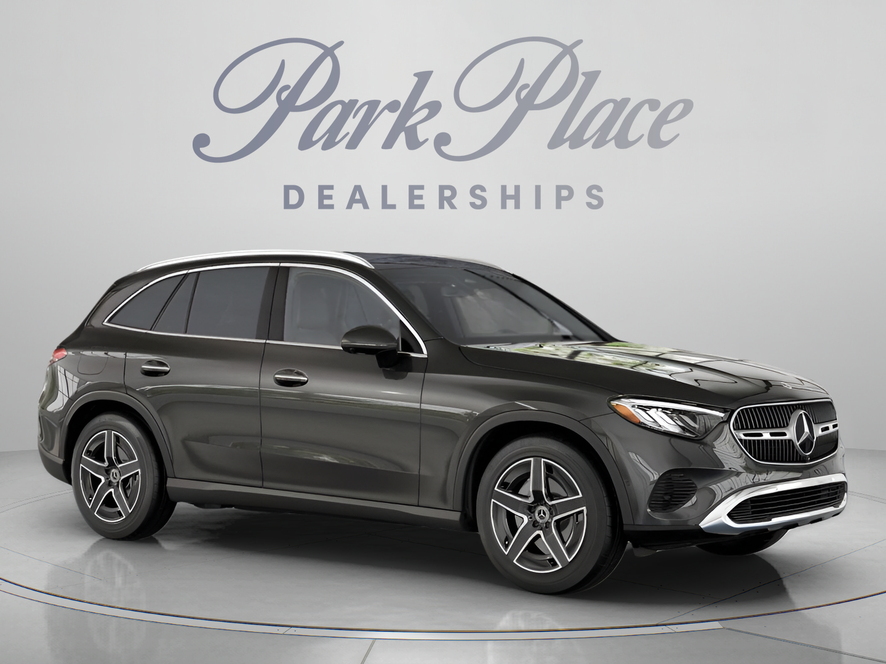 Used 2026 Mercedes-Benz GLC 300 image 31
